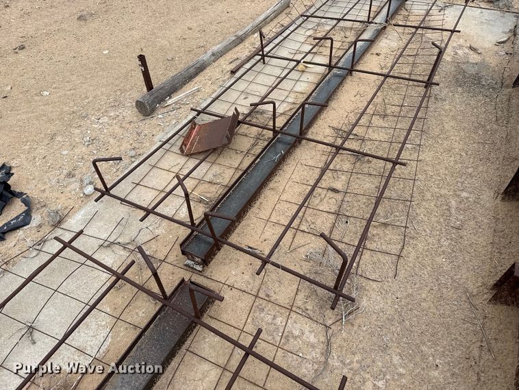 image for item FB6571 Concrete block forms