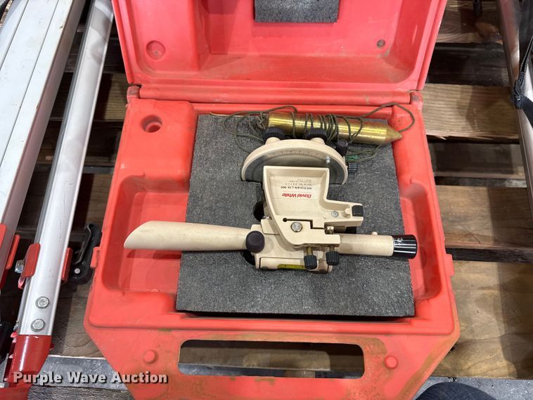 image for item FB6579 David White surveying equipment