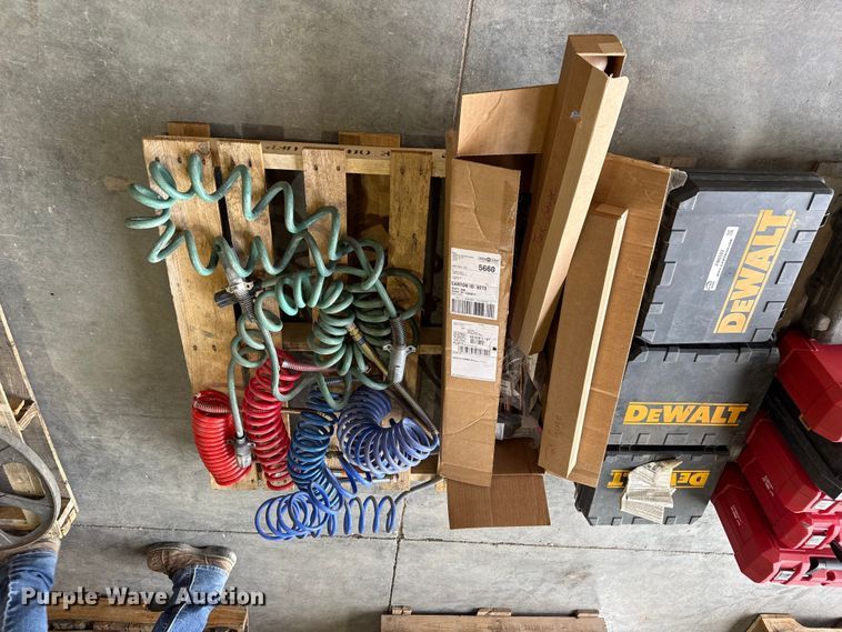 image for item FB6582 Tools
