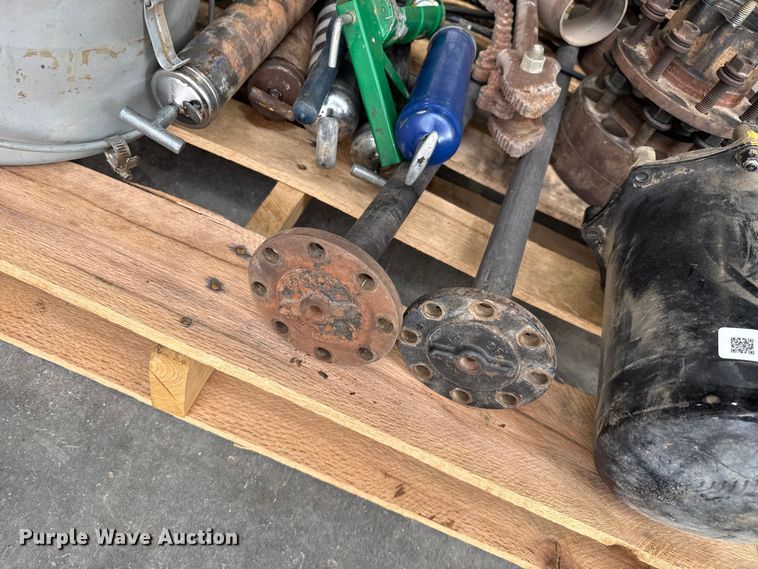 image for item FB6587 Truck parts
