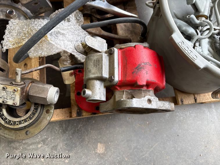 image for item FB6587 Truck parts