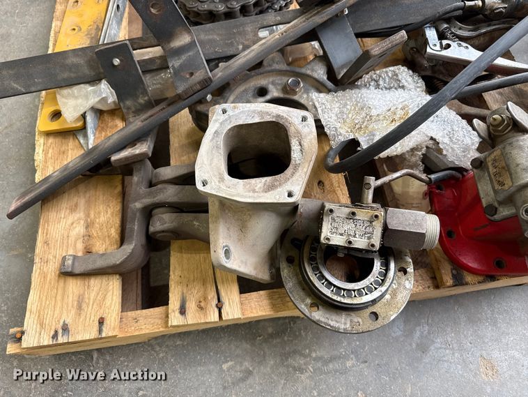 image for item FB6587 Truck parts