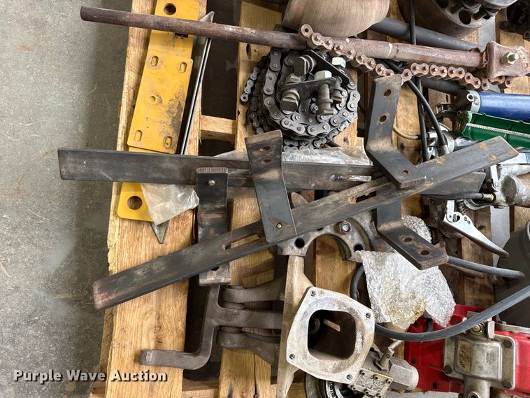 image for item FB6587 Truck parts