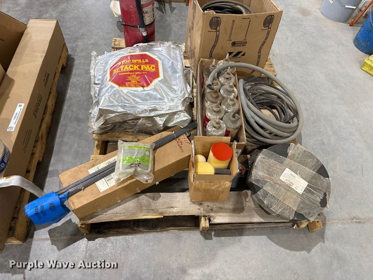 image for item FB6590 Tools