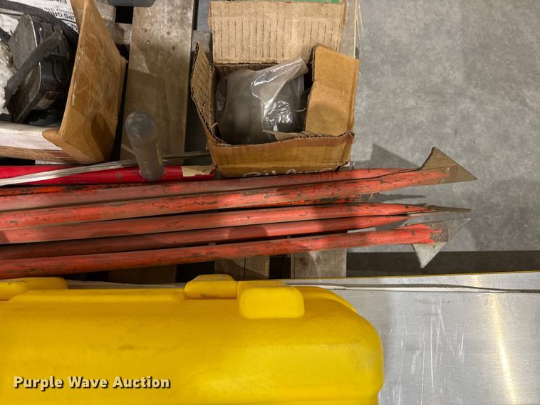 image for item FB6592 Tools