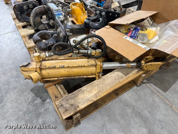 image for item FB6593 Automotive parts
