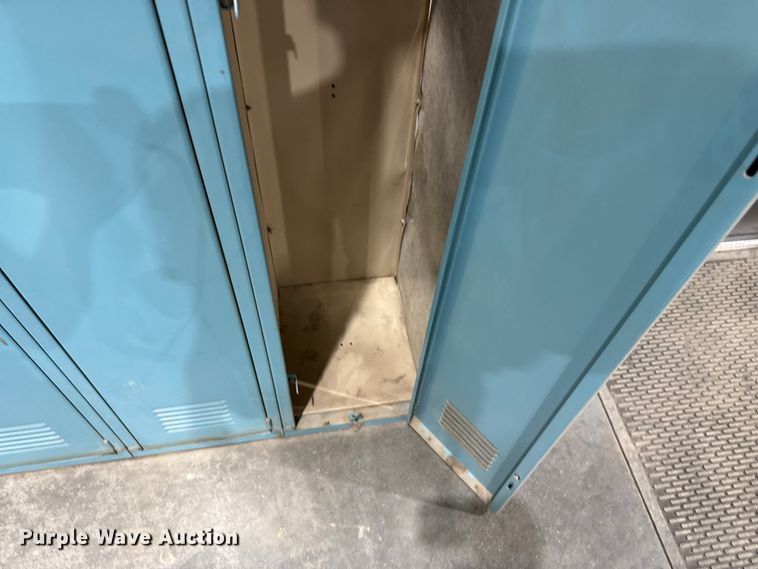 image for item FB6607 Lockers