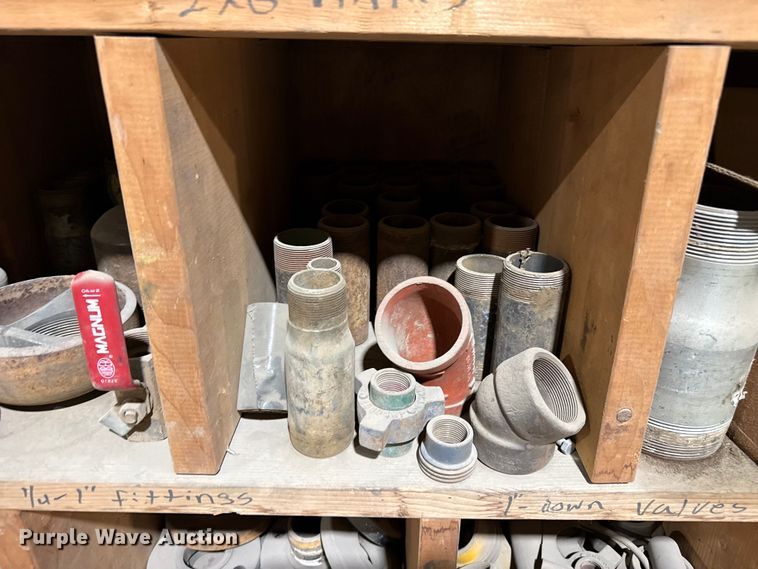 image for item FB6611 Pipe components