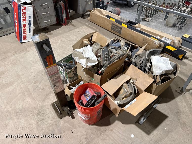 image for item FB6612 Truck parts