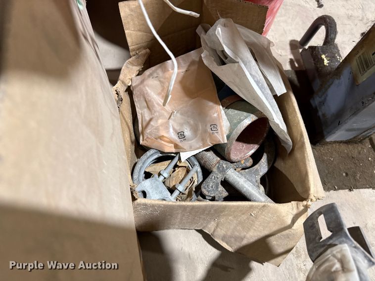 image for item FB6612 Truck parts
