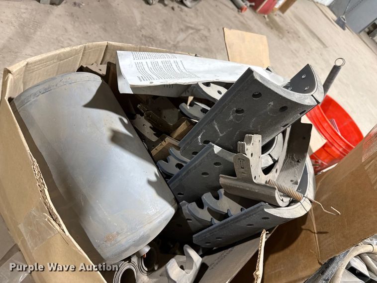 image for item FB6612 Truck parts