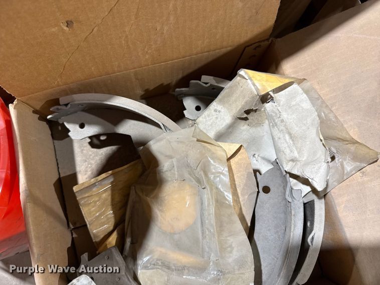 image for item FB6612 Truck parts