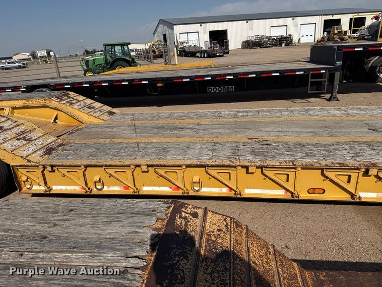 image for item GP9659 2002 Trail King TK110HDG-513 lowboy equipment trailer