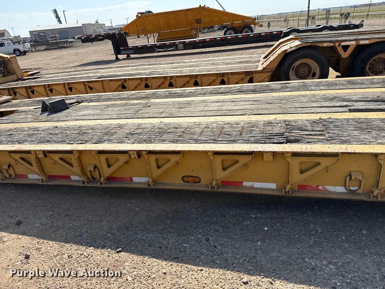 image for item GP9659 2002 Trail King TK110HDG-513 lowboy equipment trailer