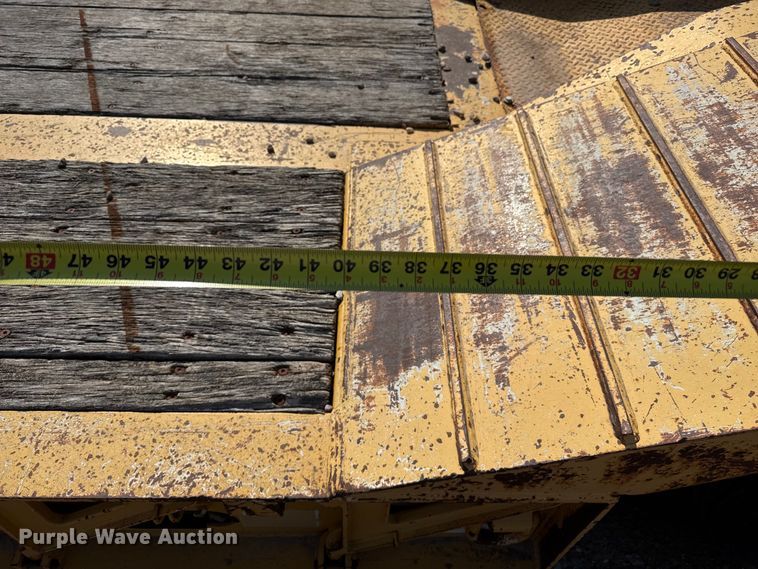 image for item GP9659 2002 Trail King TK110HDG-513 lowboy equipment trailer
