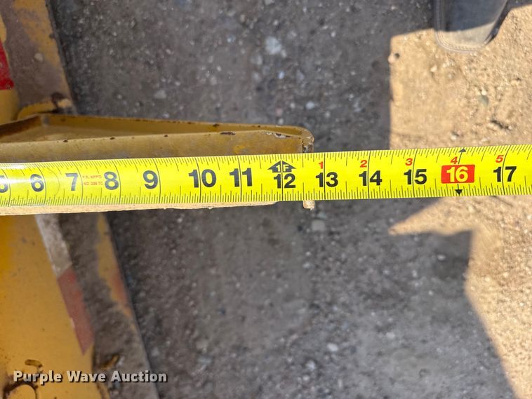 image for item GP9659 2002 Trail King TK110HDG-513 lowboy equipment trailer