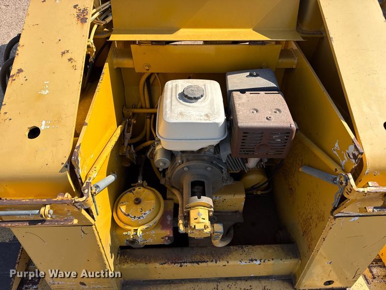 image for item GP9659 2002 Trail King TK110HDG-513 lowboy equipment trailer