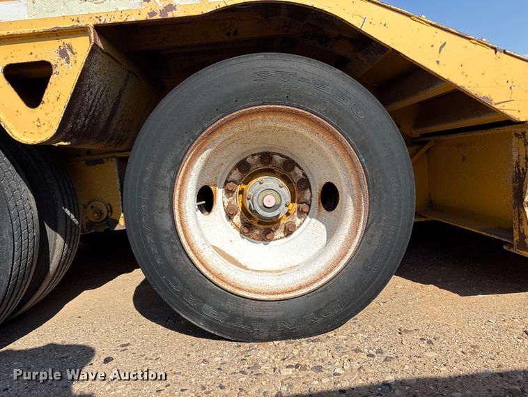 image for item GP9659 2002 Trail King TK110HDG-513 lowboy equipment trailer