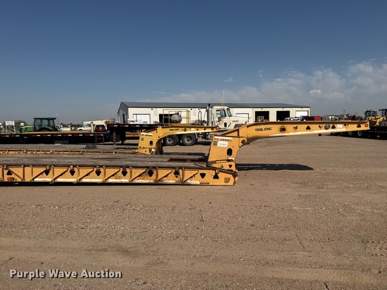 image for item GP9660 1999 Trail King TK110HDG-533 lowboy equipment trailer