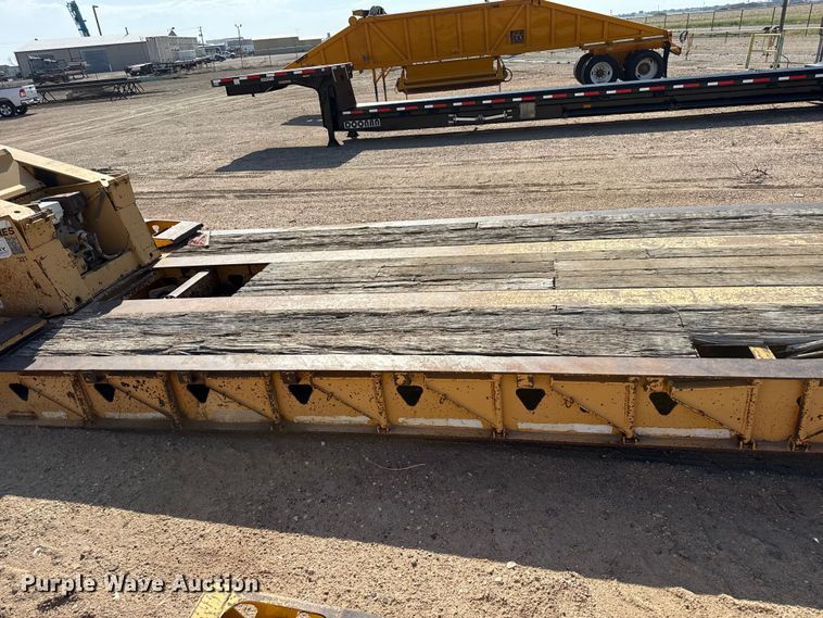 image for item GP9660 1999 Trail King TK110HDG-533 lowboy equipment trailer