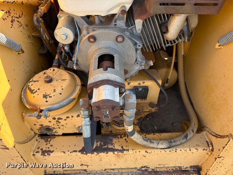 image for item GP9660 1999 Trail King TK110HDG-533 lowboy equipment trailer