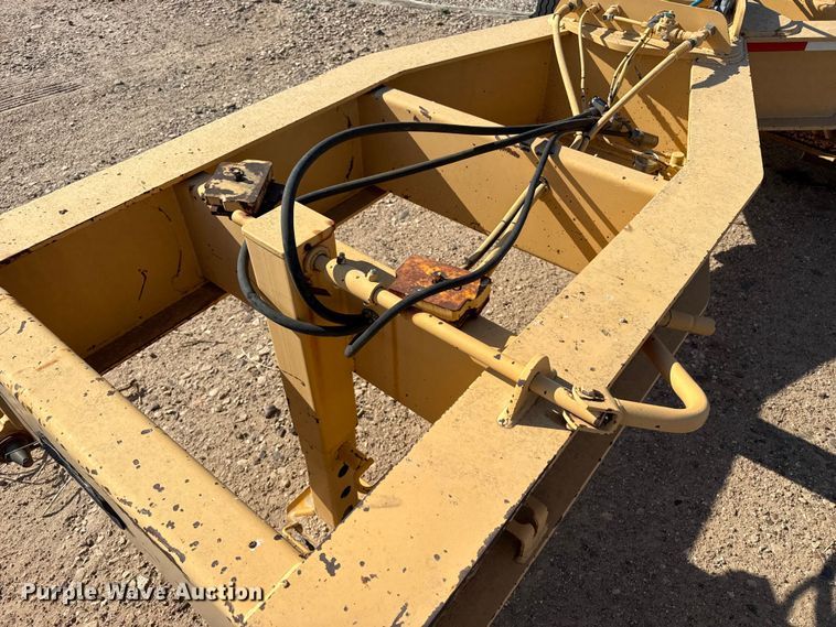image for item GP9660 1999 Trail King TK110HDG-533 lowboy equipment trailer