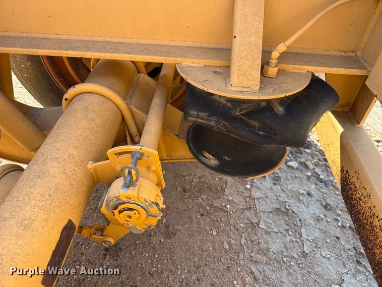 image for item GP9660 1999 Trail King TK110HDG-533 lowboy equipment trailer