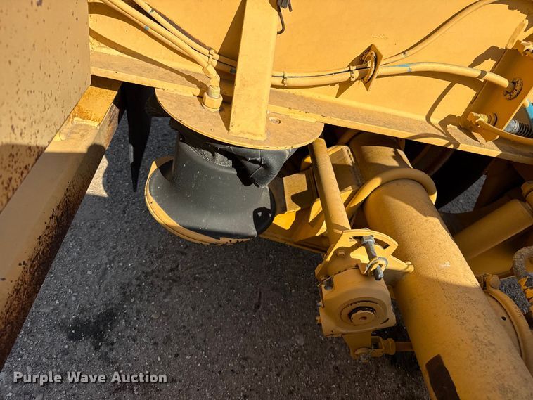 image for item GP9660 1999 Trail King TK110HDG-533 lowboy equipment trailer