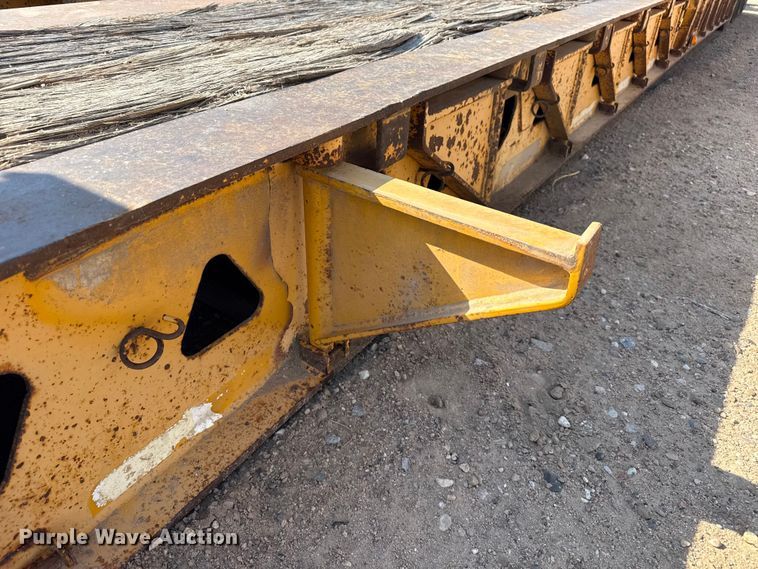 image for item GP9660 1999 Trail King TK110HDG-533 lowboy equipment trailer