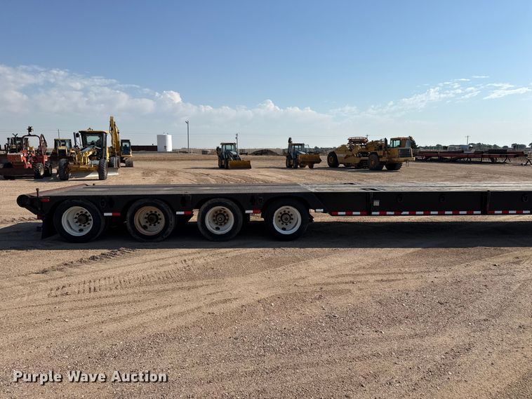 image for item GP9661 2013 Load King 604/6-LR-OF-SFF flatbed trailer
