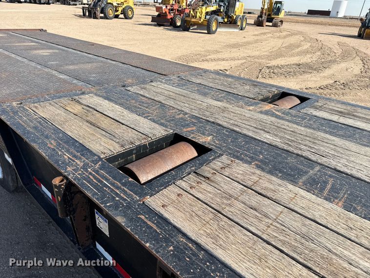 image for item GP9661 2013 Load King 604/6-LR-OF-SFF flatbed trailer