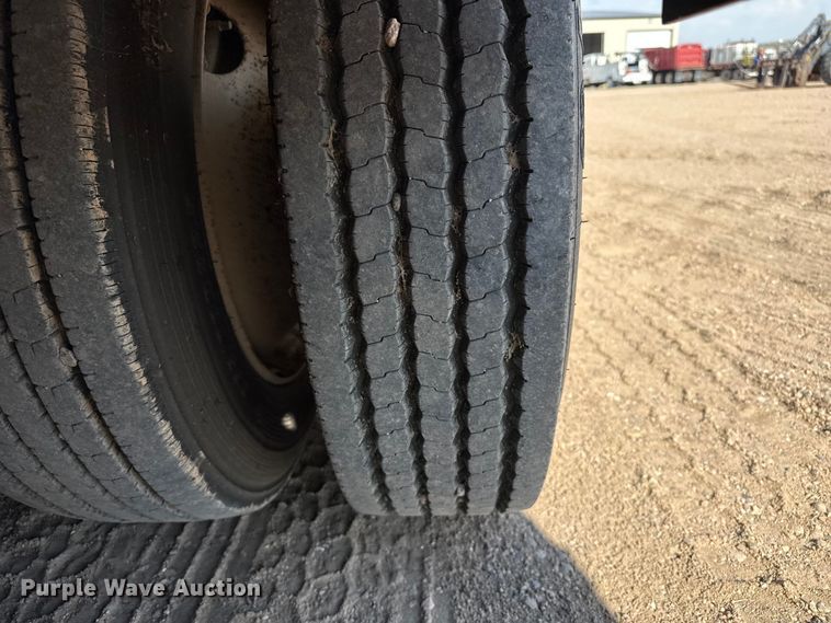image for item GP9661 2013 Load King 604/6-LR-OF-SFF flatbed trailer
