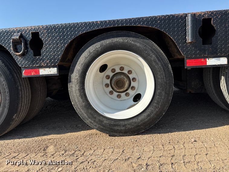 image for item GP9661 2013 Load King 604/6-LR-OF-SFF flatbed trailer