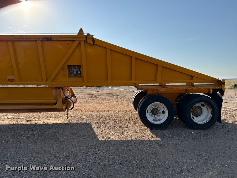 image for item GP9662 1991 Ranch Mfg bottom dump trailer