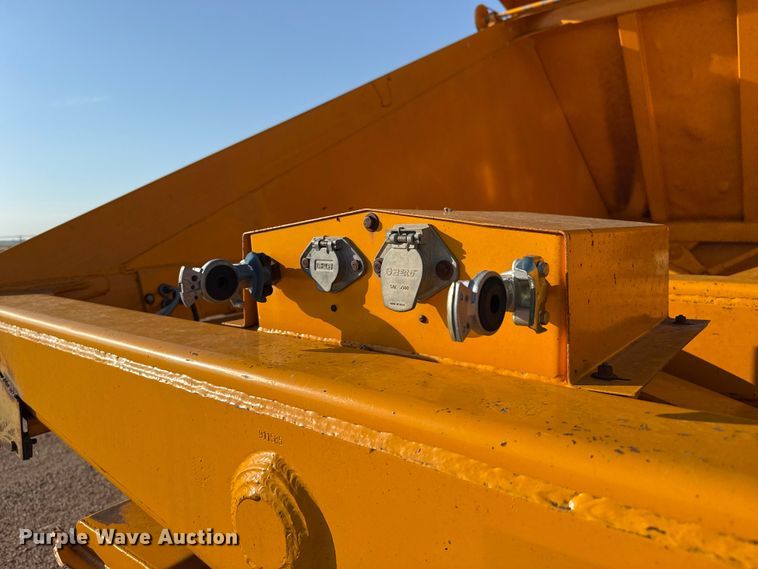 image for item GP9662 1991 Ranch Mfg bottom dump trailer