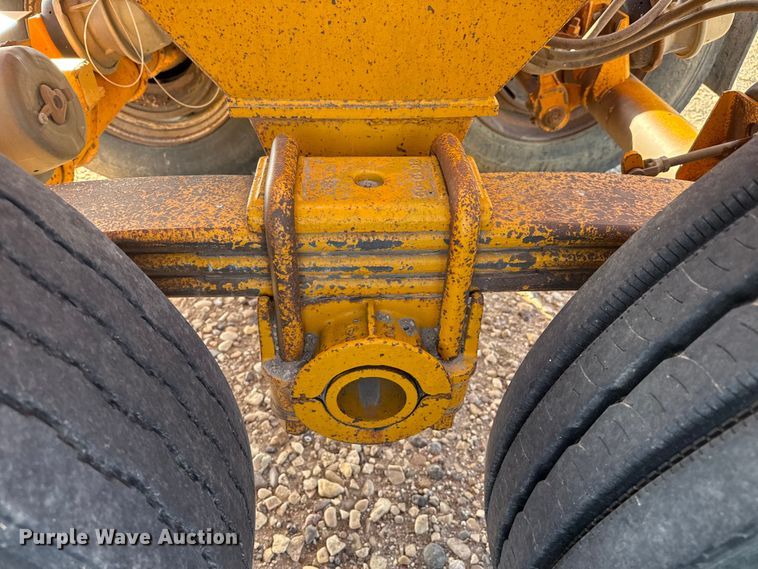 image for item GP9662 1991 Ranch Mfg bottom dump trailer
