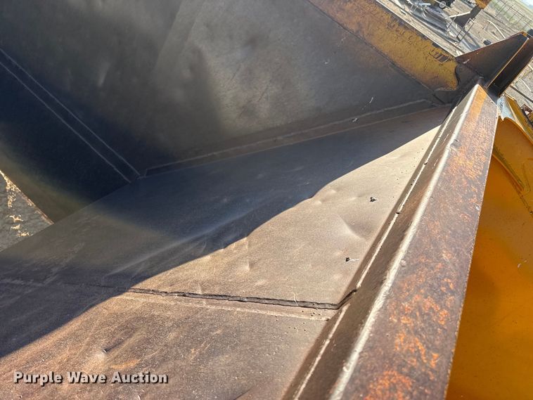 image for item GP9662 1991 Ranch Mfg bottom dump trailer