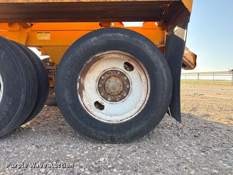 image for item GP9662 1991 Ranch Mfg bottom dump trailer