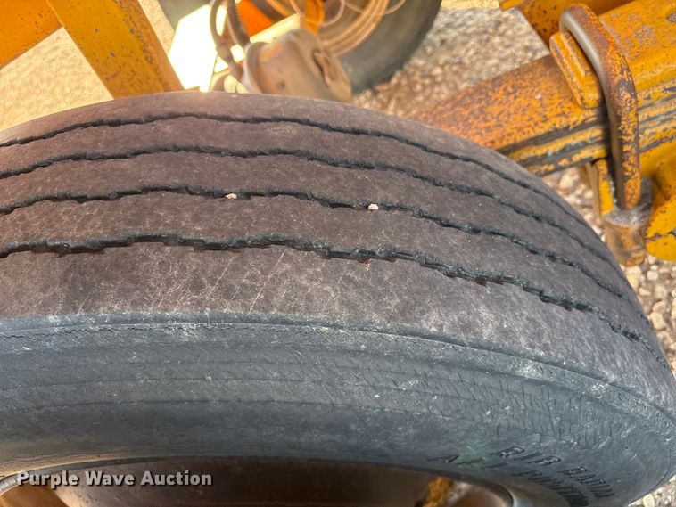 image for item GP9662 1991 Ranch Mfg bottom dump trailer