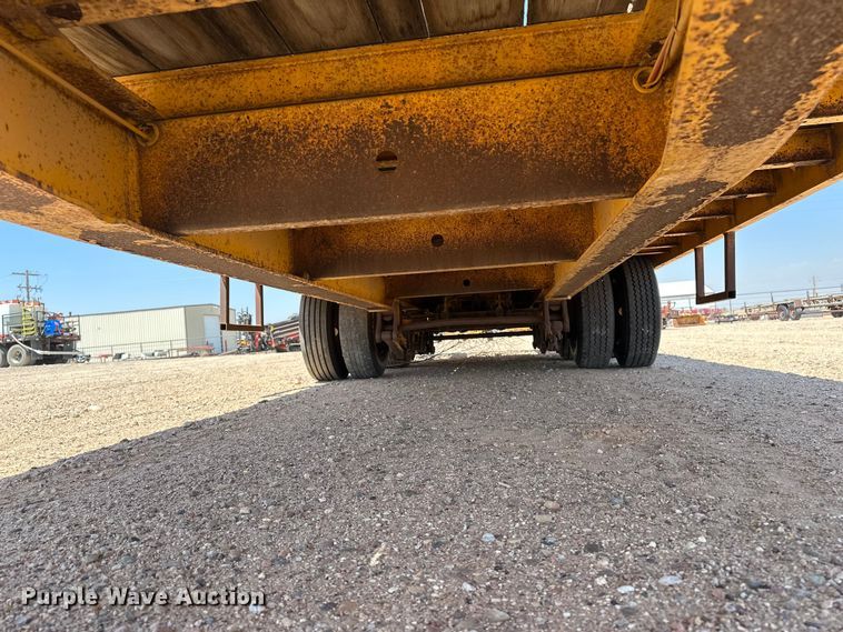 image for item GP9663 2007 Trail King Industries TK 40LP equipment trailer