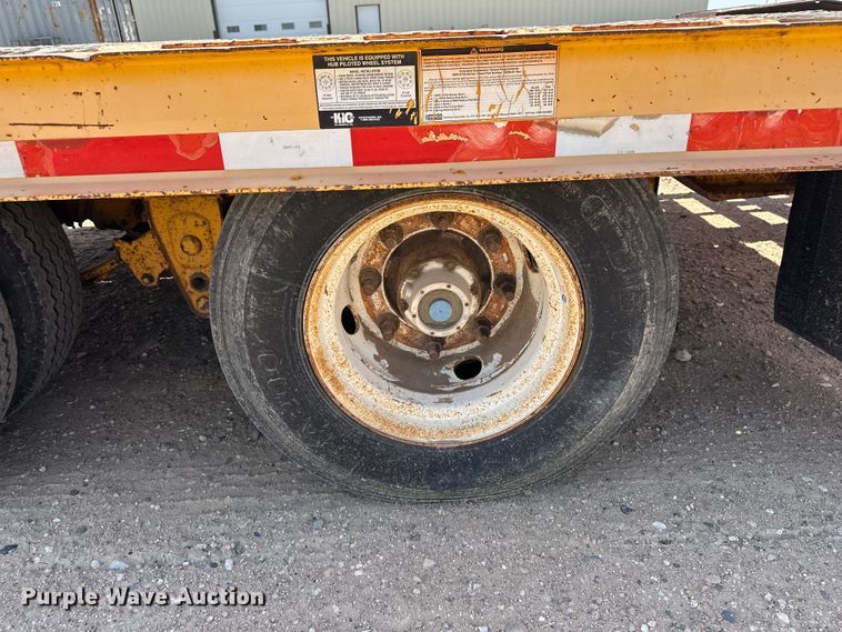 image for item GP9663 2007 Trail King Industries TK 40LP equipment trailer