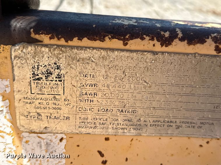 image for item GP9663 2007 Trail King Industries TK 40LP equipment trailer