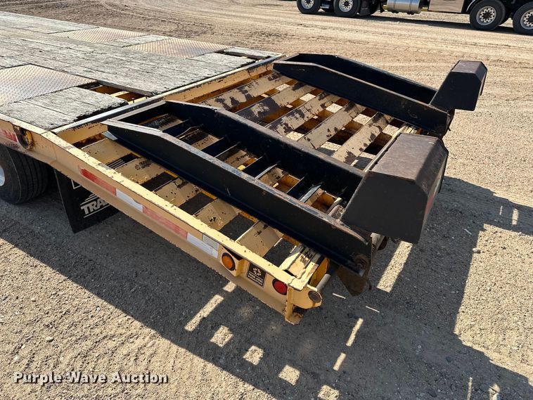 image for item GP9664 2007 Trail King Industries TK40LP equipment trailer