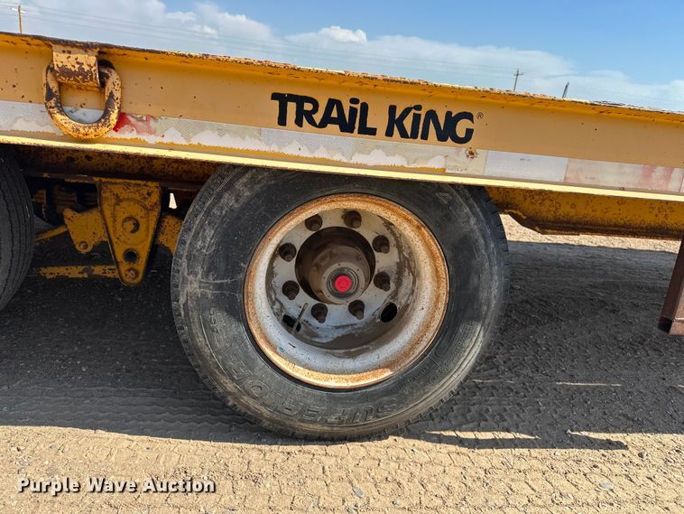 image for item GP9664 2007 Trail King Industries TK40LP equipment trailer