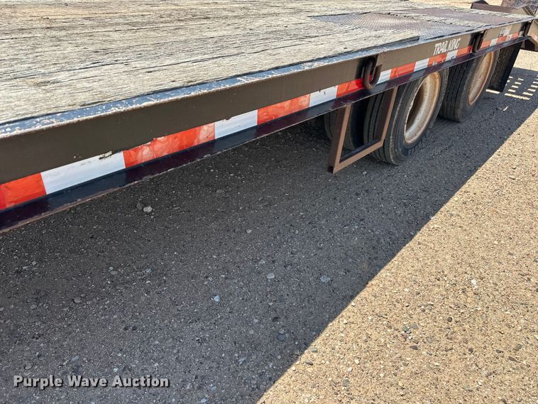 image for item GP9665 2006 Trail King Industries TK 40LP equipment trailer