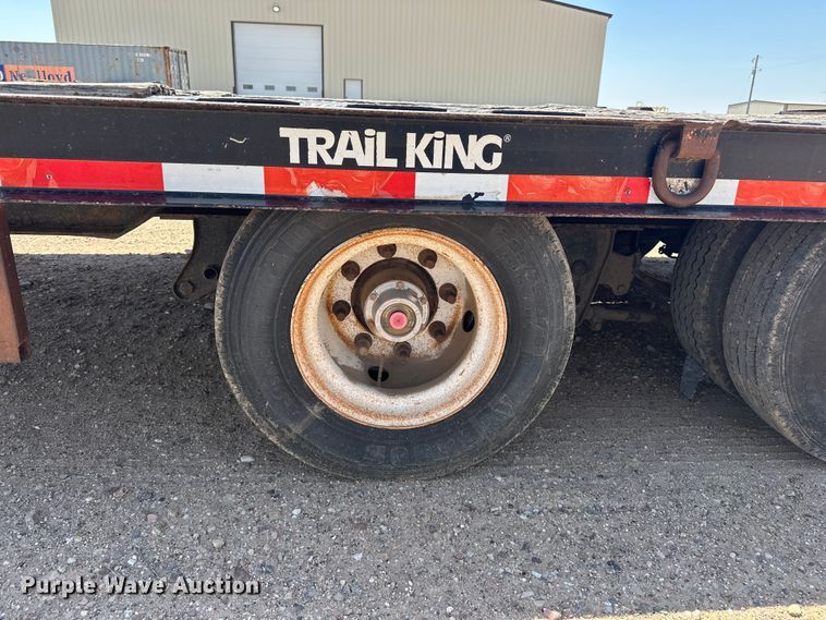 image for item GP9665 2006 Trail King Industries TK 40LP equipment trailer