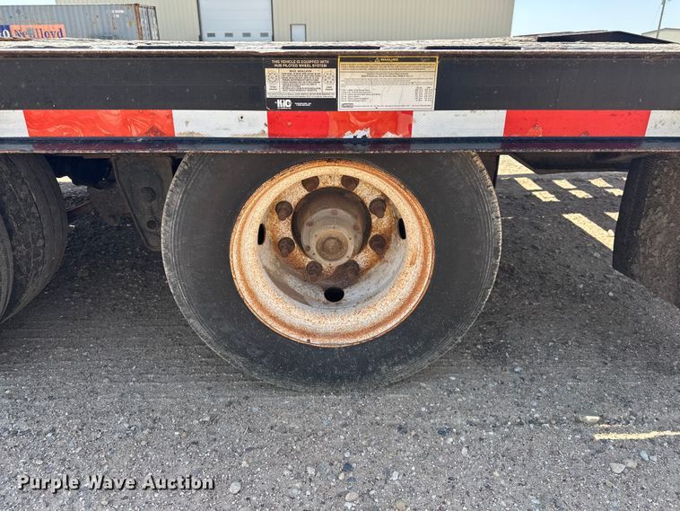 image for item GP9665 2006 Trail King Industries TK 40LP equipment trailer