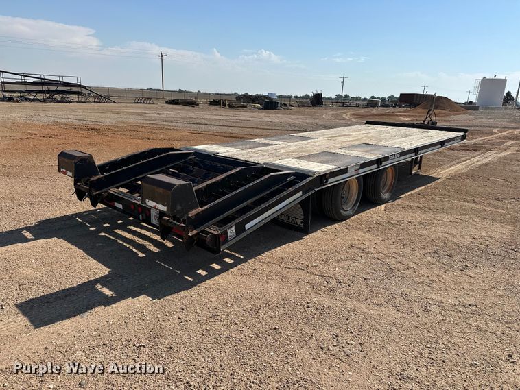 image for item GP9666 2006 Trail King Industries TK40LP equipment trailer