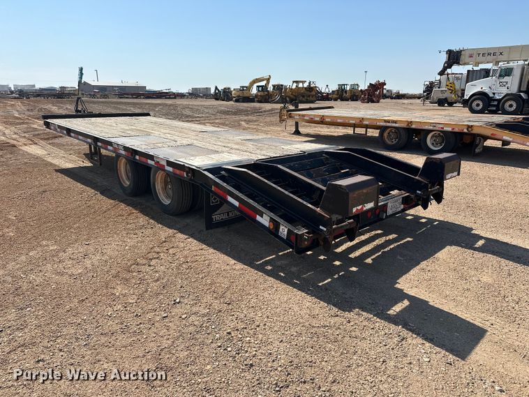image for item GP9666 2006 Trail King Industries TK40LP equipment trailer