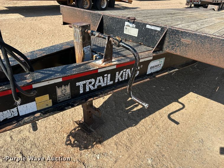 image for item GP9666 2006 Trail King Industries TK40LP equipment trailer
